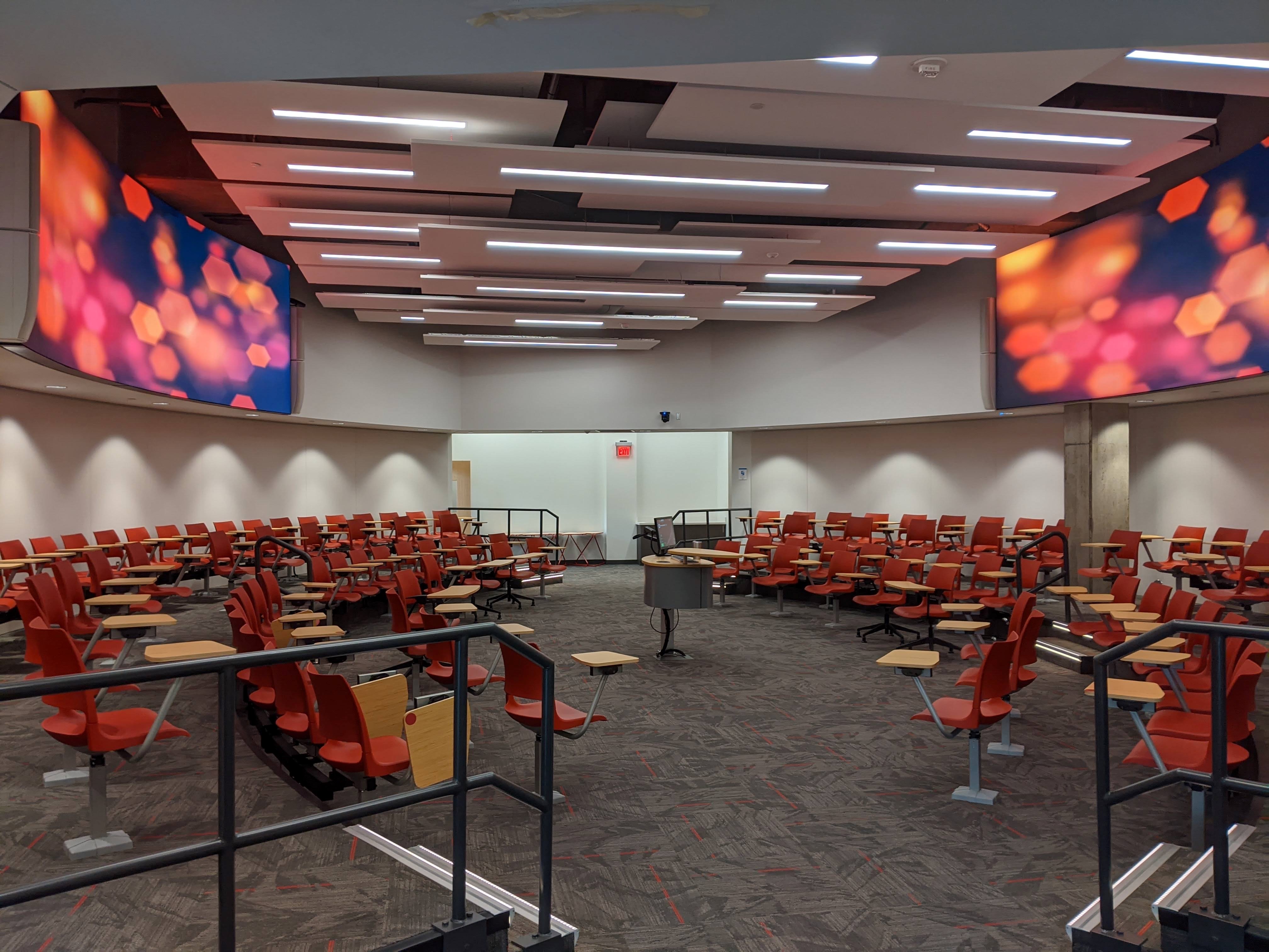 Classroom with displays | AVIXA Classroom with displays | AVIXA