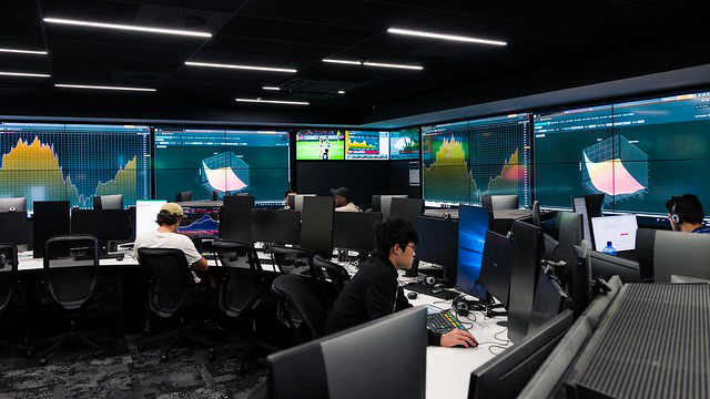 University Of Western Australia Business School Builds Its Own Experiential Trading Floor
